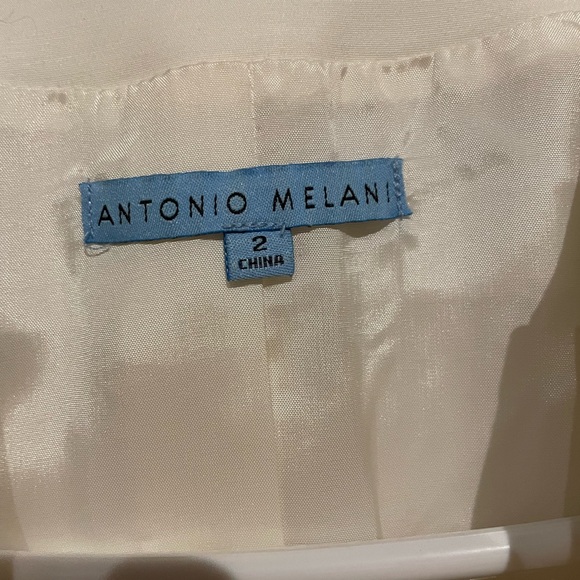 2 Piece Suit - Picture 2 of 9